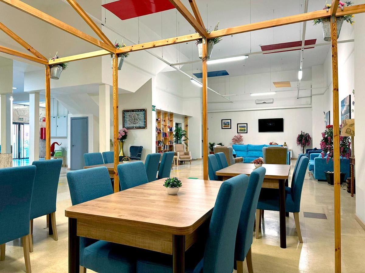 Apartamentos Turisticos Mediterraneo カルタヘナ エクステリア 写真
